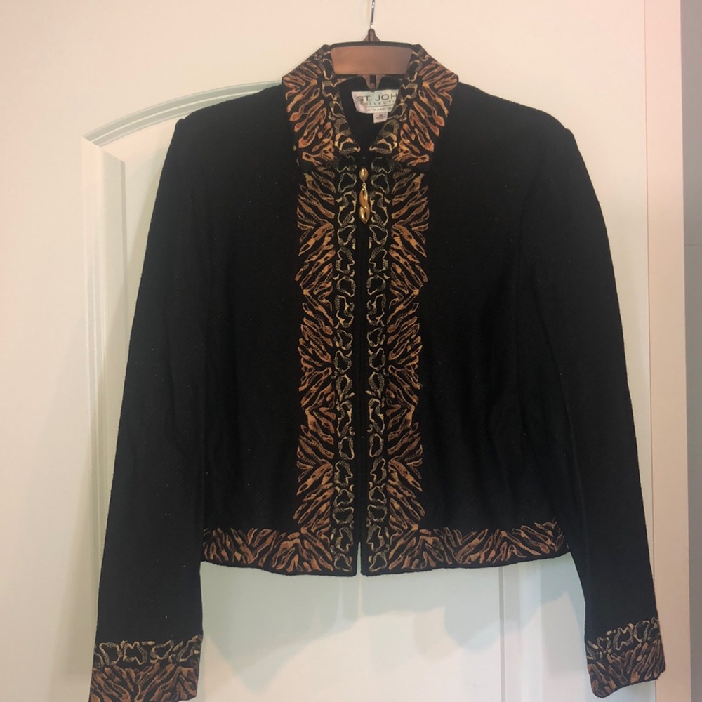 St.John Collection ByMarieGrey Black Zip-up Blazer